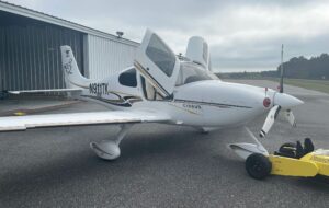 2004 Cirrus Sr22 Forsale Airmart1