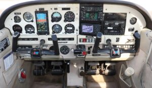 1980 Piper Archer Ii Forsale Airmart (7)
