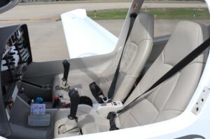 2006 Diamond Da40 Forsale Airmart (1)