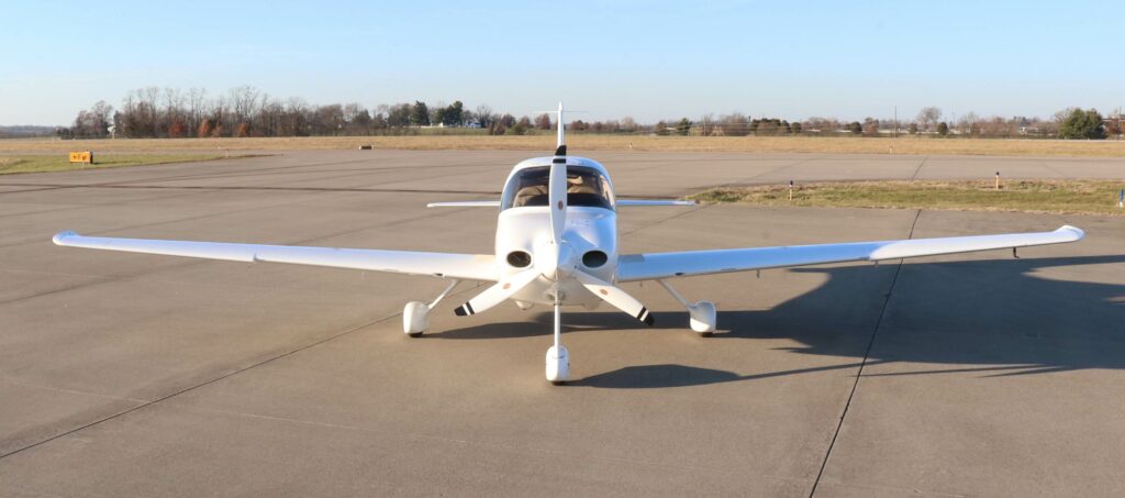 2004 Cirrus Sr22 G2 Forsale Airmart (3)