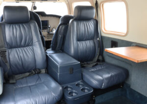 Middle Seats N4165l