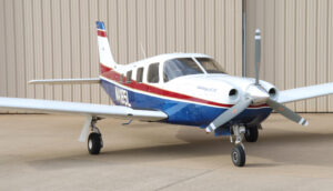 Right Nose Close Low N4165l