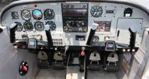 1964 Piper Cherokee 180 Forsale Airmart (3)