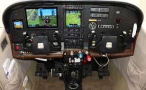 1977 Cessna 182q Skylane Forsale Airmart (3)