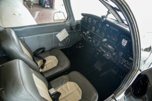 1981 Piper Warrior Ii Forsale Airmart (7)