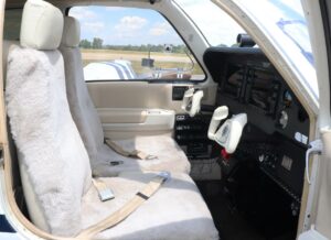 2006 Beechcraft G58 Baron Forlease Airmart (5)