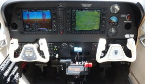 2006 Beechcraft G58 Baron Forlease Airmart (7)