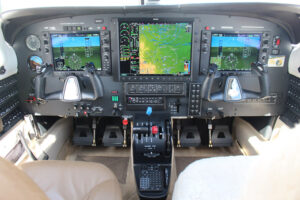2015 Piper Malibu Mirage Forsale Airmart (22)