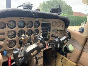 1977 Cessna 172n Skyhawk Forsale Airmart (9)