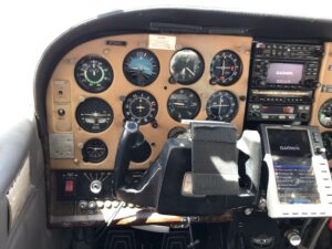 1977 Cessna 182q Skylane Forsale Airmart (7)