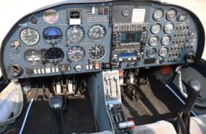 1999 Diamond Da20 C1 Forsale Airmart (21)