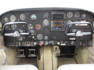 1965 Piper Comanche 260 Forsale Airmart (9)