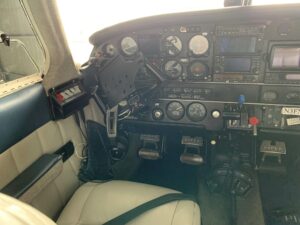 1974 Piper Cherokee 6 260 Forsale Airmart (21)