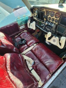 1976 Beechcraft B55 Baron Forsale Airmart (13)