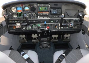 1989 Piper Saratoga Sp Forsale Airmart (23)