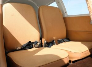 1971 Piper Cherokee 180 Forsale Airmart (6)