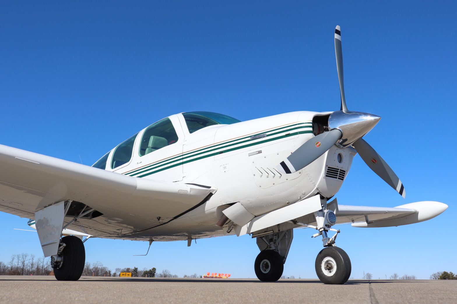 1976 Beechcraft V35b Bonanza Forsale Airmart (9)