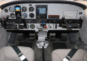 1978 Piper Cherokee6 300 Forsale Airmart (1)