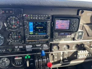 1977 Piper Lance Forsale Airmart (10)