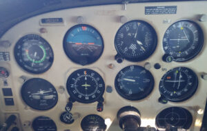 1979 Cessna Turbo Tr182rg Skylane Forsale Airmart (4)