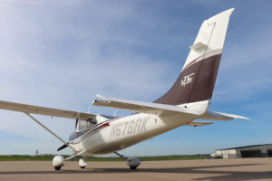 2004 Cessna T182tskylane Forsale Airmart (21)