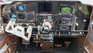 1966 Beechcraft 35 C33a Debonair Forsale Airmart (1)