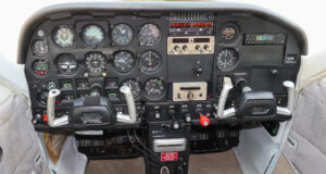 1977 Cessna 177 Cardinal Forsale Airmart (1)