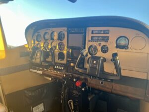 1979 Cessna 182q Skylane Forsale Airmart (18)