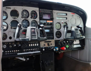 1979 Cessna 182q Skylane Forsale Airmart (4)