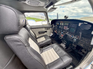 1982 Piper Senecaiii Forsale Airmart8