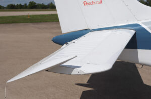 1993 Beechcraft A36 Bonanza Forsale Airmart (18)