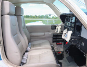 1993 Beechcraft A36 Bonanza Forsale Airmart (7)