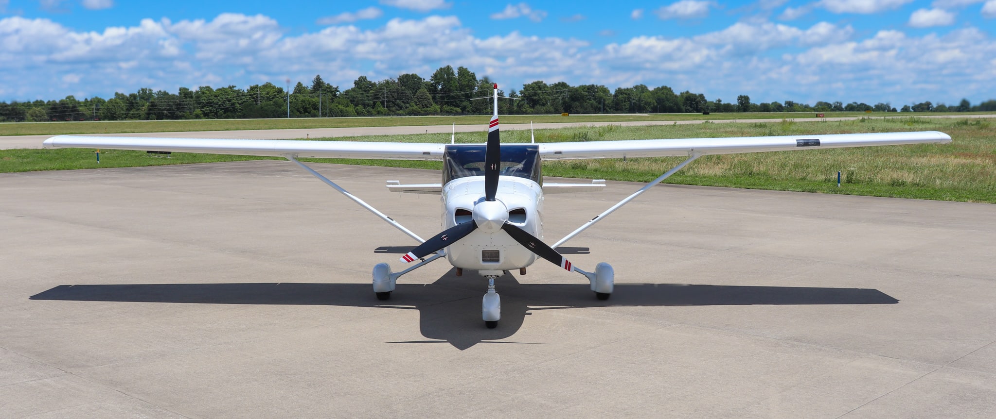 1999 Cessna 182s Skylane Forsale Airmart (6)
