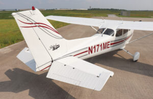 2000 Cessna 172s Skyhawk Forsale Airmart (18)
