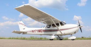 2000 Cessna 172s Skyhawk Forsale Airmart (9)