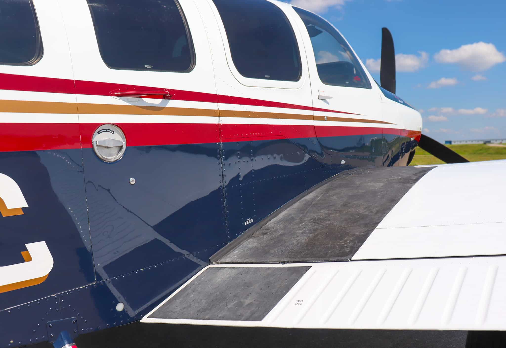 2005 Beechcraft G36 Bonanza Forsale Airmart (18)