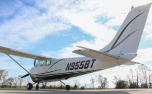 1960 Cessna 210 Forsale Airmart (24)