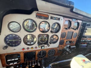 1986 Beechcraft F33abonanza Forsale Airmart18