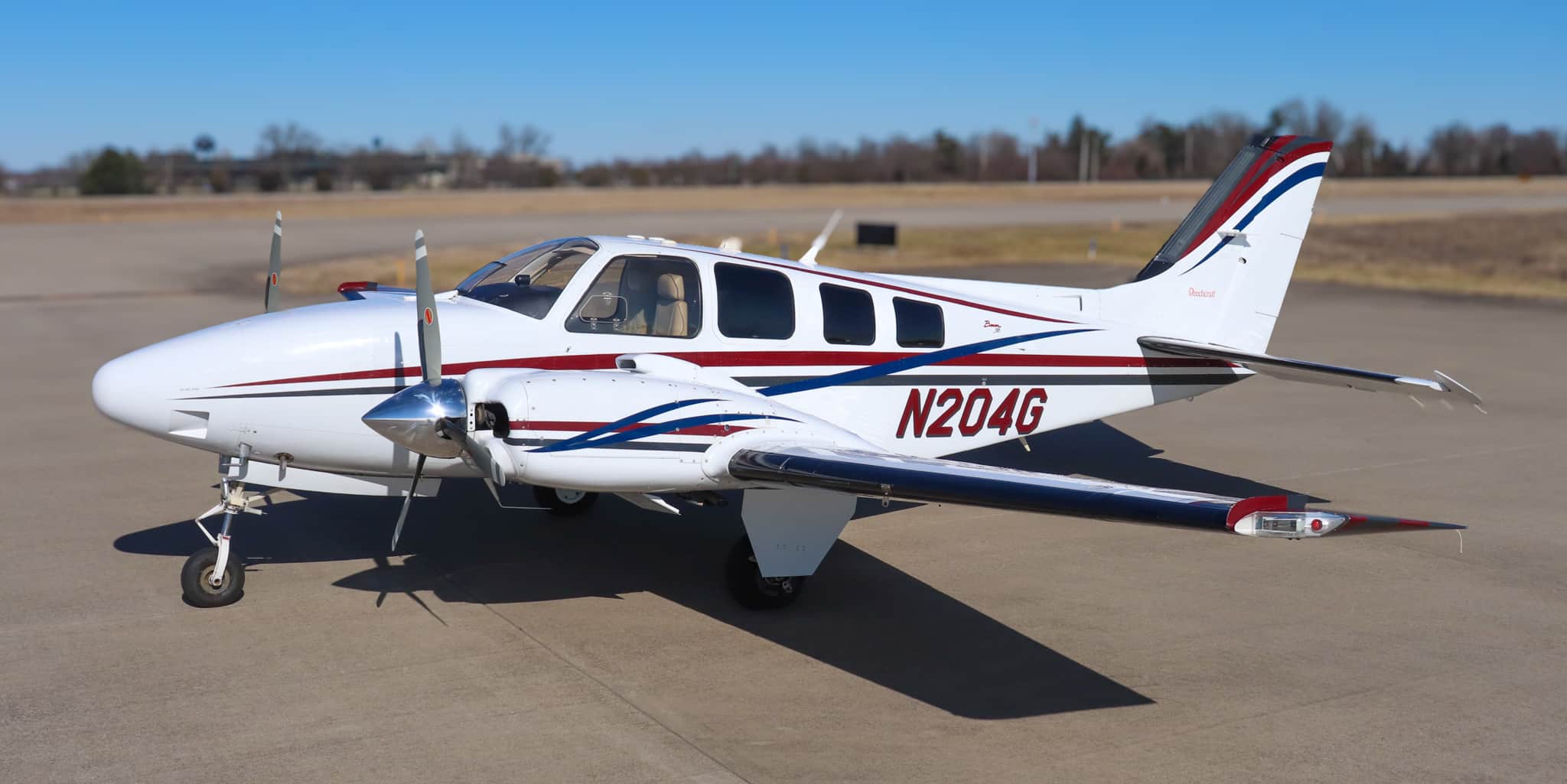 2002 Beech 58 Baron Forsale Airmart (10)