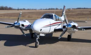 2002 Beech 58 Baron Forsale Airmart (7)