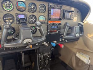 2003 Cessna 182t Forsale Airmart8