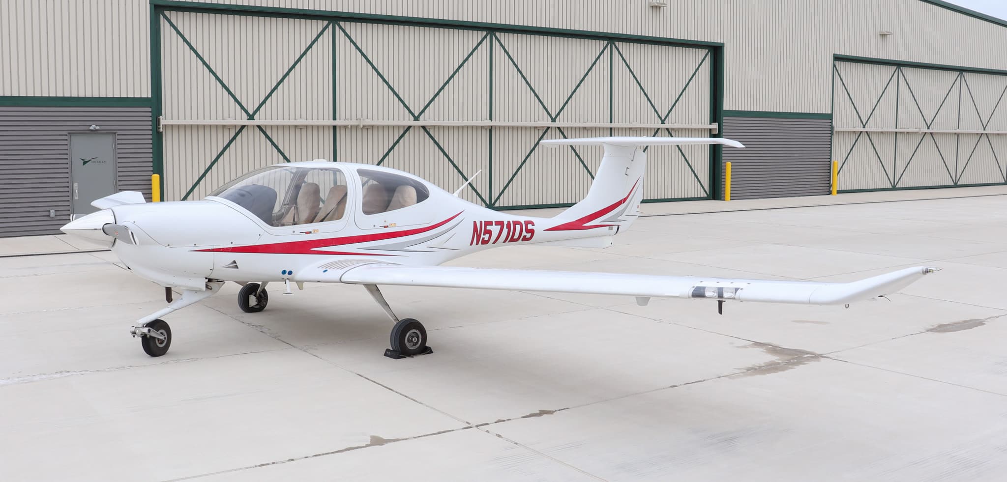 2005 Diamond Da40 Forsale Airmart (7)