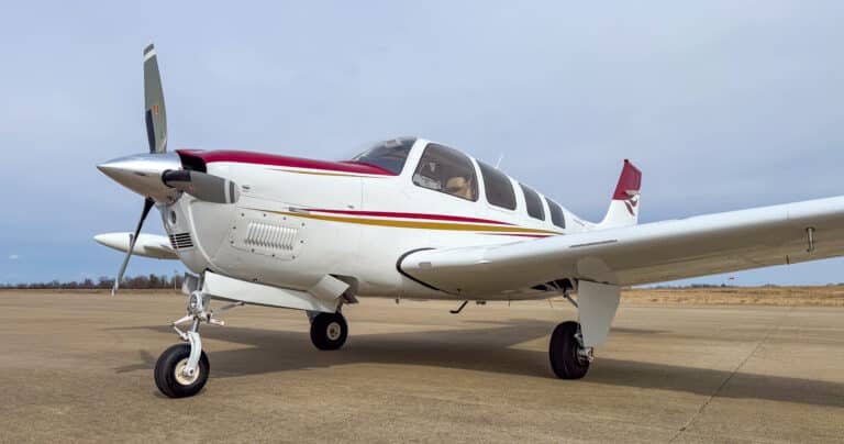 Beechcraft G36 Bonanza N136RK