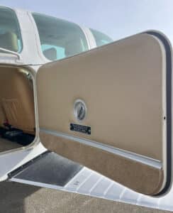 Beechcraft F33a Bonanza Forsale Airmart (13)