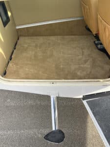 Beechcraft F33a Bonanza Forsale Airmart (15)
