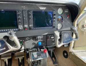 2015 Beechcraft G36 Bonanza Forsale Airmart (21)