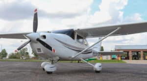 2000 Cessna 182s Skylane Forsale Airmart (7)