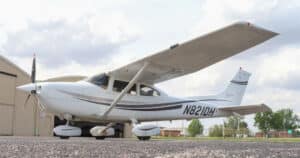 2000 Cessna 182s Skylane Forsale Airmart (9)