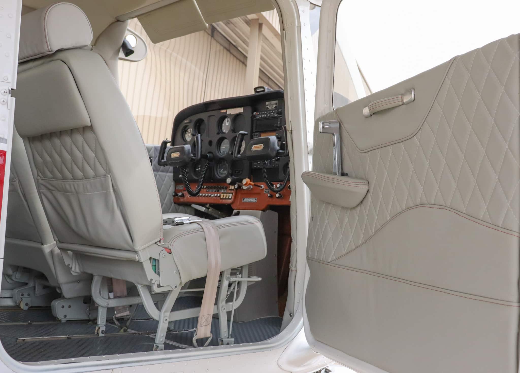 1975 Cessna 172m Skyhawk Forsale Airmart (19)