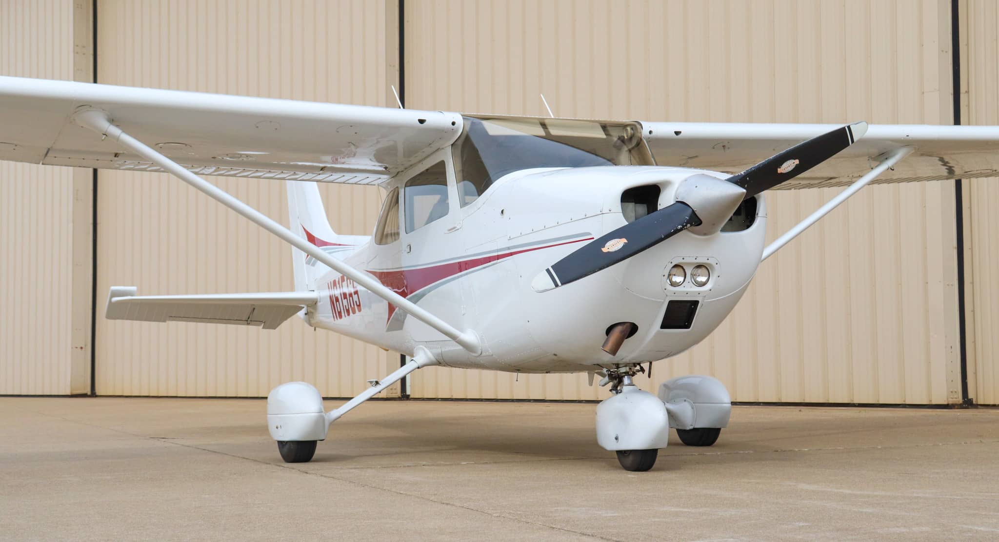 1975 Cessna 172m Skyhawk Forsale Airmart (3)